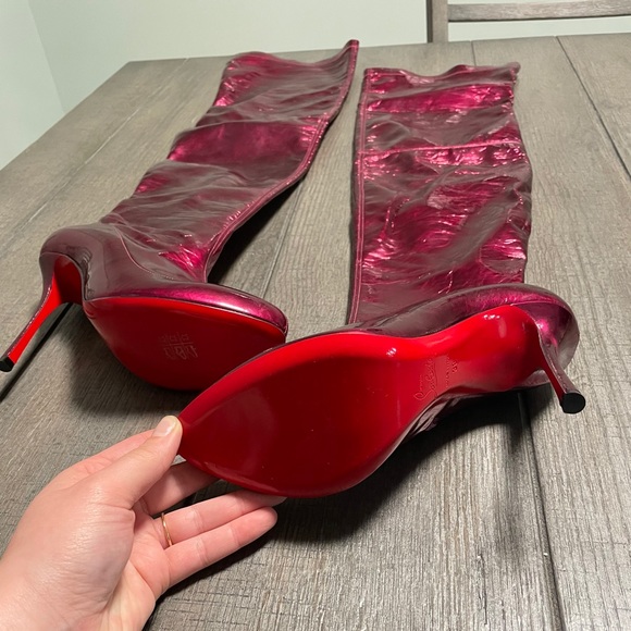 SOLD‼️ TAYLOR SWIFT CHRISTIAN LOUBOUTINS - Picture 8 of 12